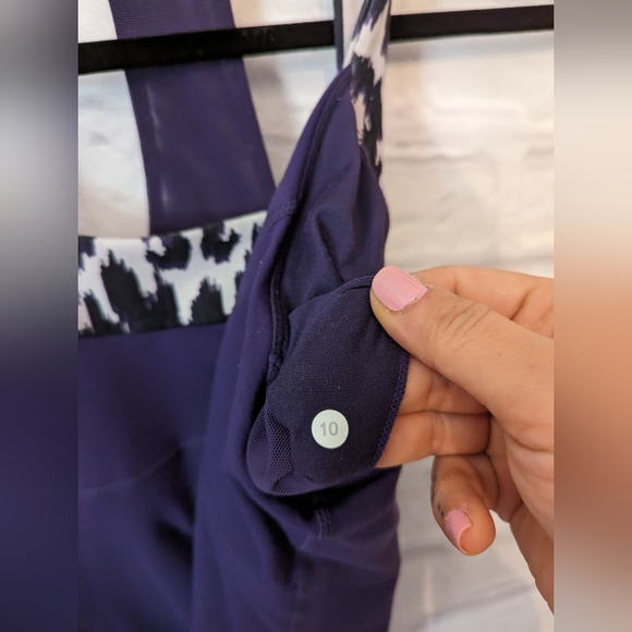 Lululemon Tank - Picture 3 of 4